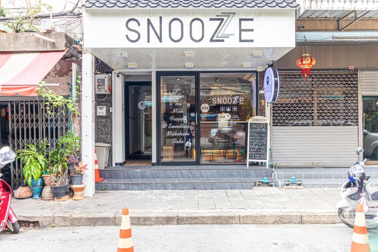 Snoozzze Hostel ใกล้รถไฟฟ้า ย่านบางรัก (Adults Only) Bangkok Exterior photo